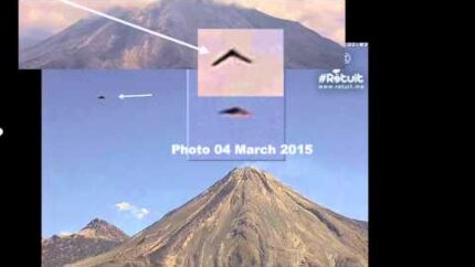 AGAIN!!! UFO Sightings Massive Boomerang UFO Broad Daylight Over Volcano 2015