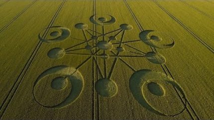 Crop Circle Mystery with A FIELD FULL OF SECRETS