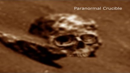 Giant Humanoid Skull Found On Mars