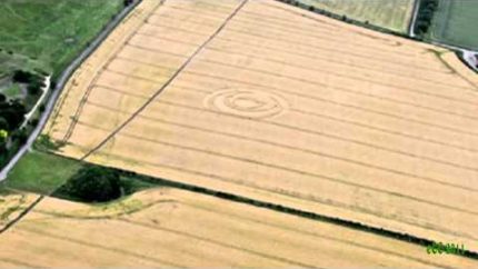 Latest UK crop circles: Barbury Castle near Wroughton, Wiltshire 2 July 2011