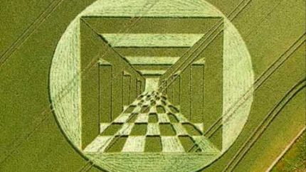 CROP CIRCLES – messages from Aliens?