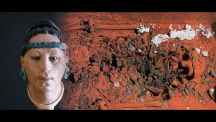 The Red Queen: A Mayan Mystery (Complete Documentary)