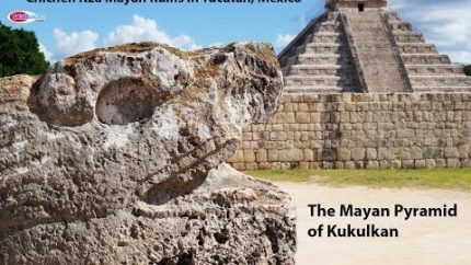 Chichen Itza Mayan Ruins and Kukulkan Pyramid