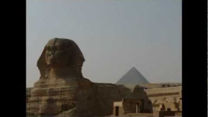 Egypt Cairo The Sphinx at the Pyramid of Cheops  Egypte De Sfinx bij de Piramide van Cheops