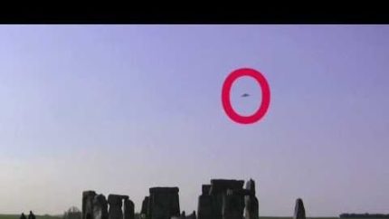 Black ‘flying saucer’ UFO is pictured hovering over Stonehenge