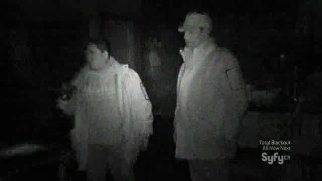 Ghost Hunters S08E12 – Please Sign The Ghost Book