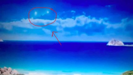 3 ORB UFO MERGES INTO ONE OFF THE COAST OF FLORIDA! ***BREAKING NEWS***