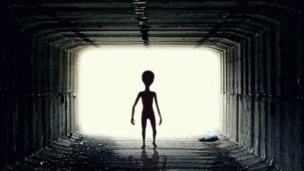 Pentagon Investigating UFOs since 2007 – Should We Take Aliens More Seriously Now?